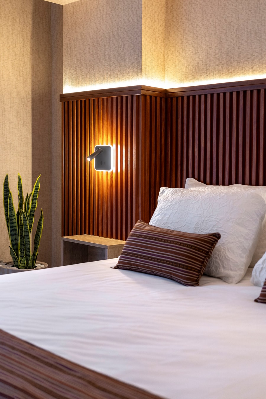 DHP+ | Luxury 2BR Apart with Balcony in Miraflores gallery image 13