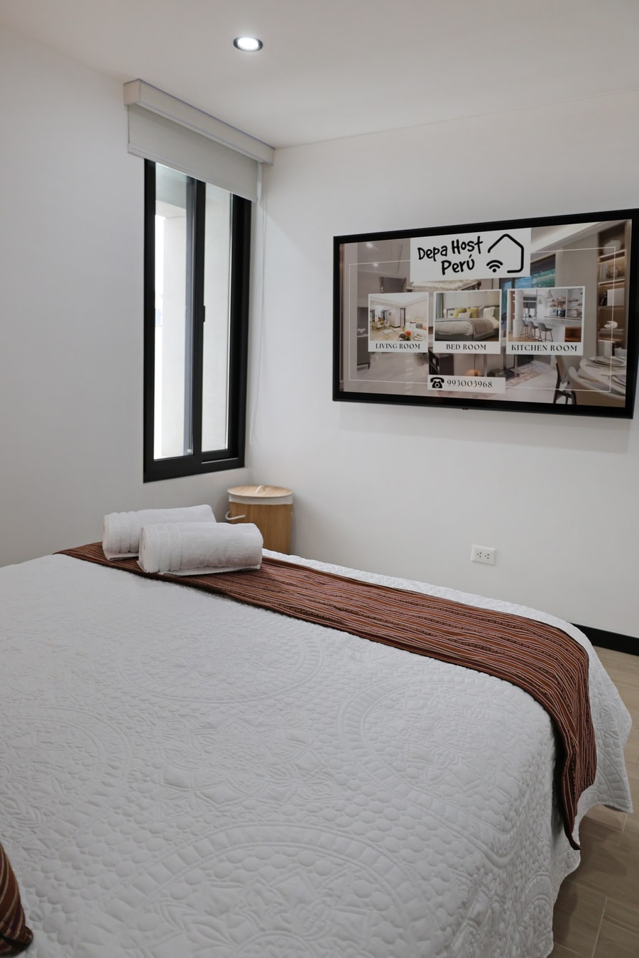 DHP+ | Modern Luxury 3BR grill & garage Miraflores gallery image 8