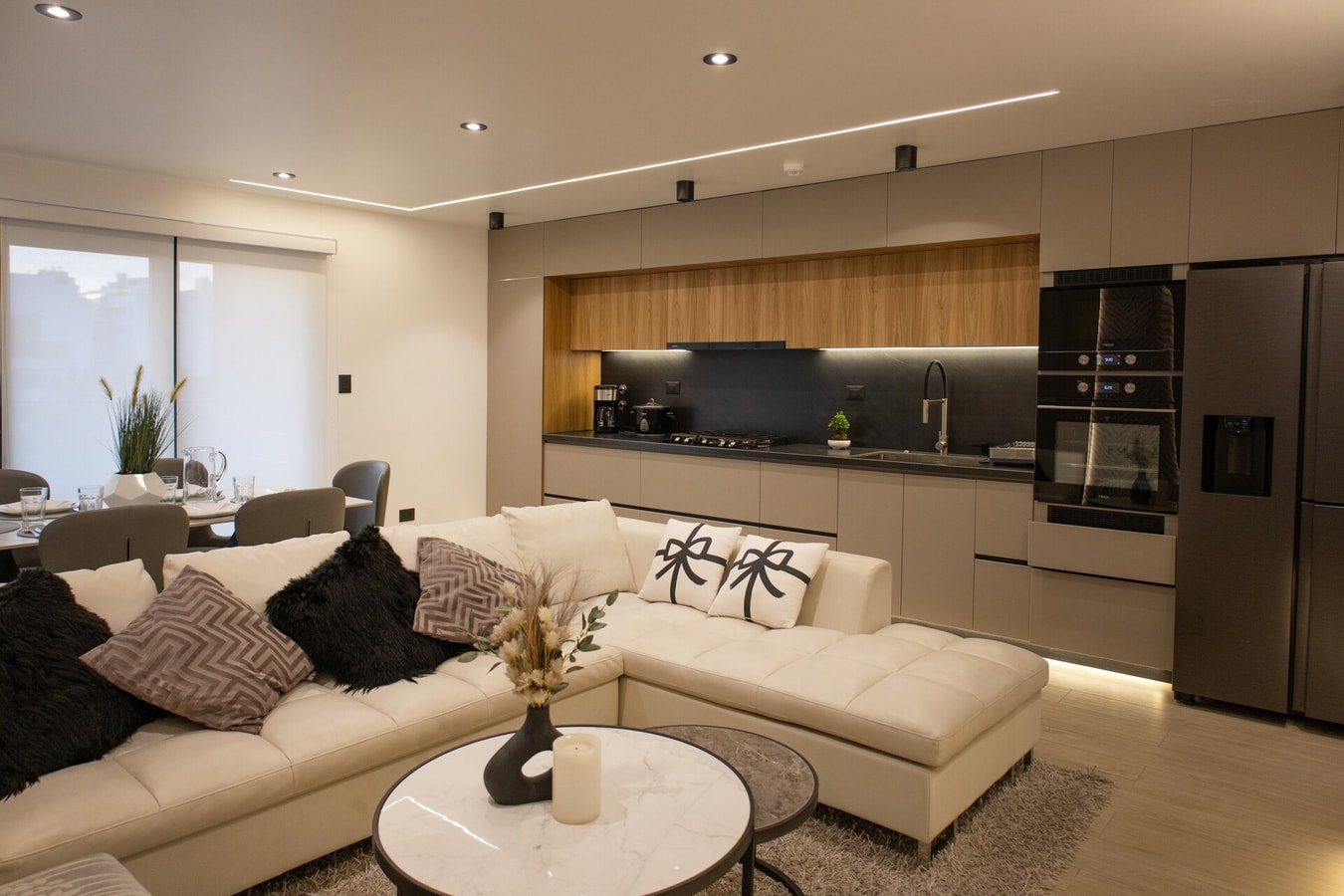 DHP+ | Smart Deluxe 3BR grill & garage Miraflores gallery image 19