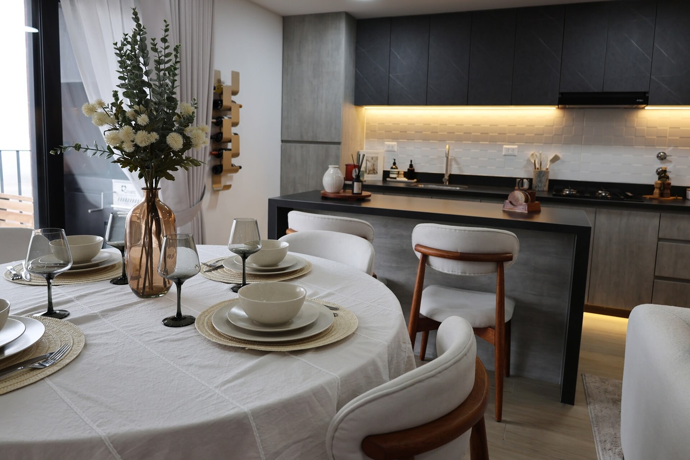 DHP+ | Modern Luxury 3BR grill & garage Miraflores gallery image 21