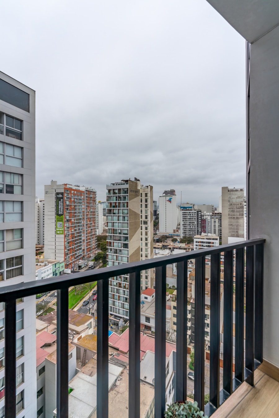 DHP+ | 3BR Apt w/Balcony near the Sea in Magdalena gallery image 11