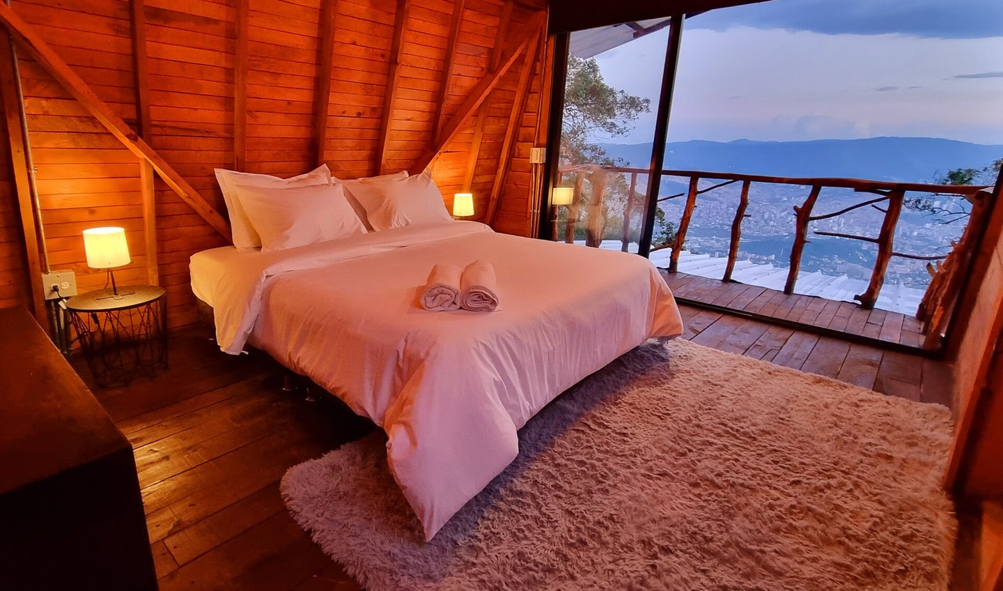 Rustic cabin with a beautiful view of the city gallery image 2