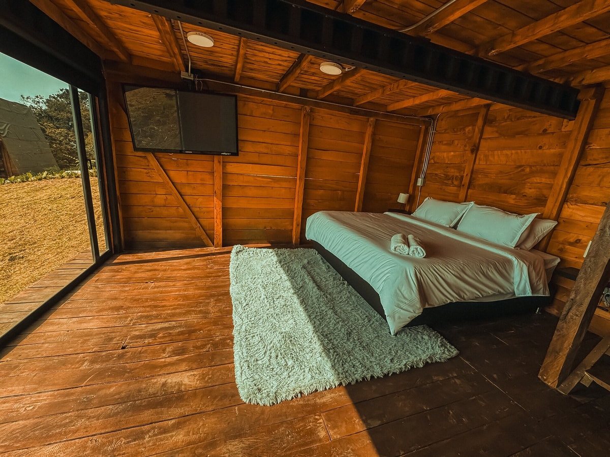 Rustic Cabin | Private Jacuzzi | Great View gallery image 20