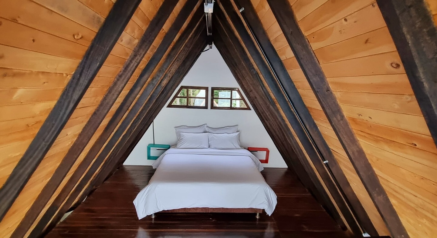 Alpine Chalet with the best view of Medellín gallery image 32