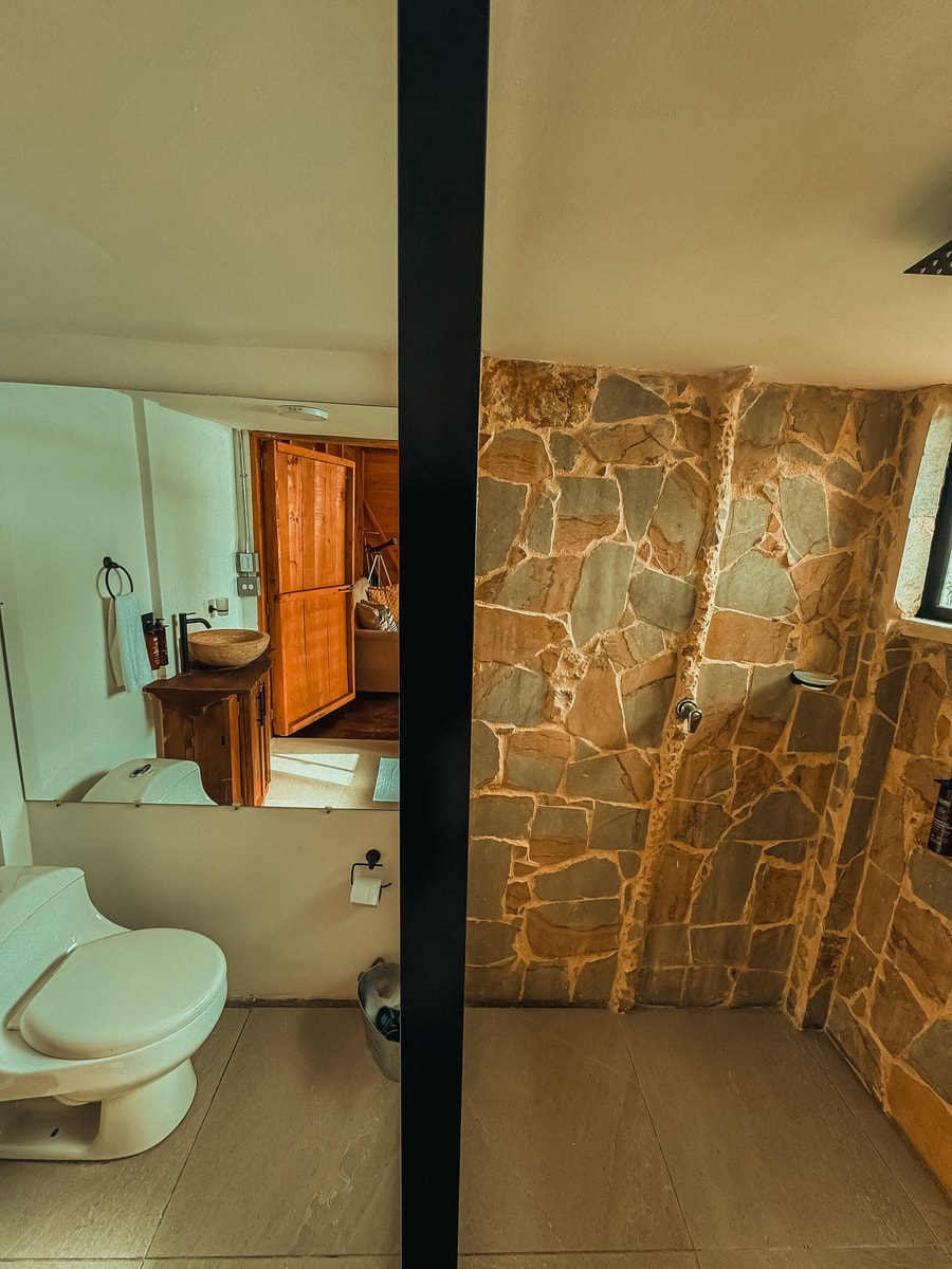 Rustic Cabin | Private Jacuzzi | Great View gallery image 28