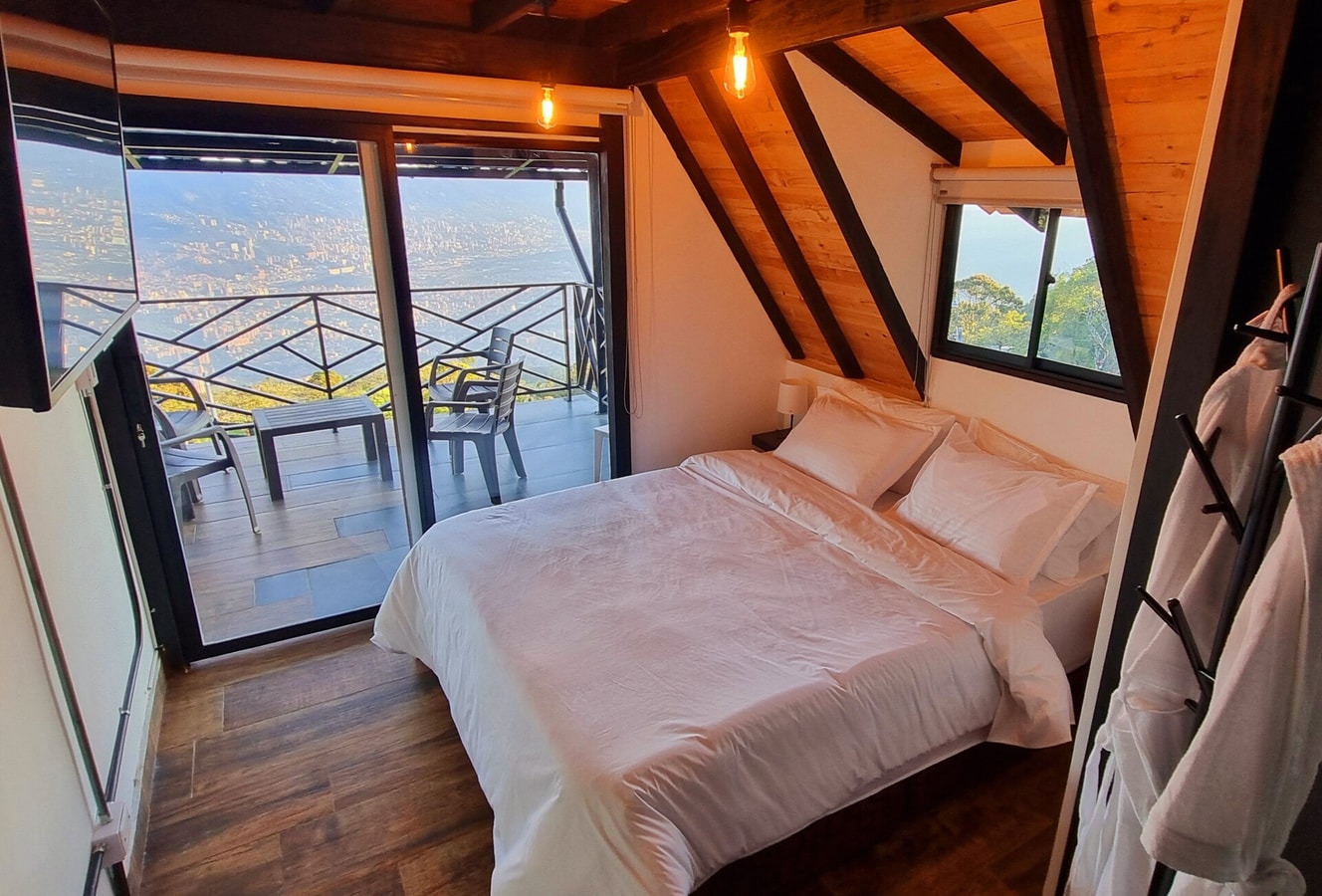 Alpine Chalet with the best view of Medellín gallery image 8