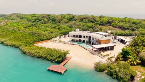 VILLA OLYMPUS · Villa Olympus