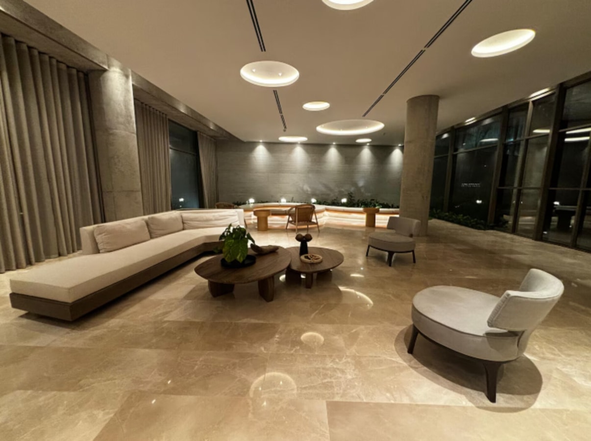 Listing gallery image 16