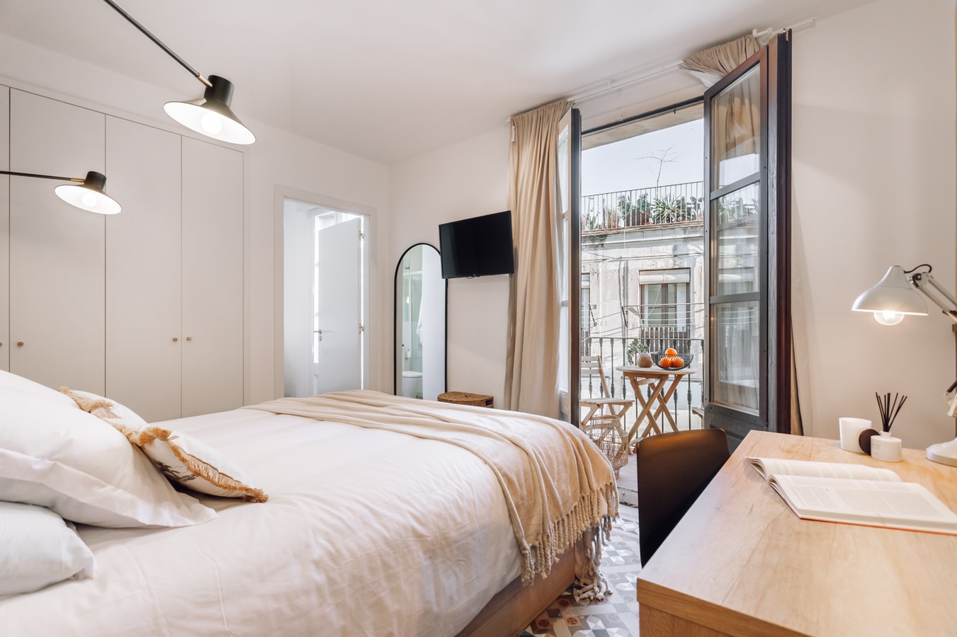 Suite Borne at Casa Mercat