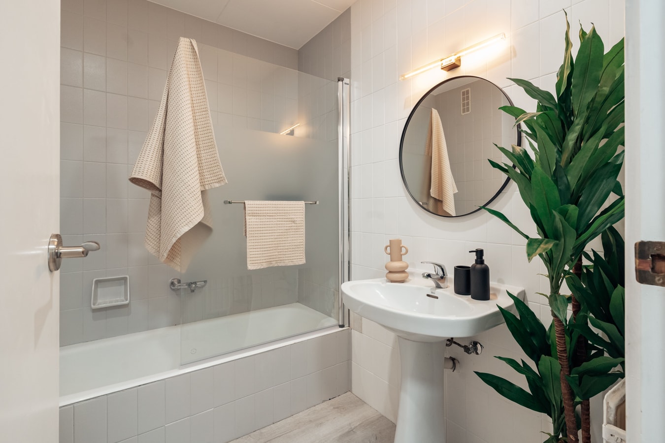 Room Arena at Casa Marfil