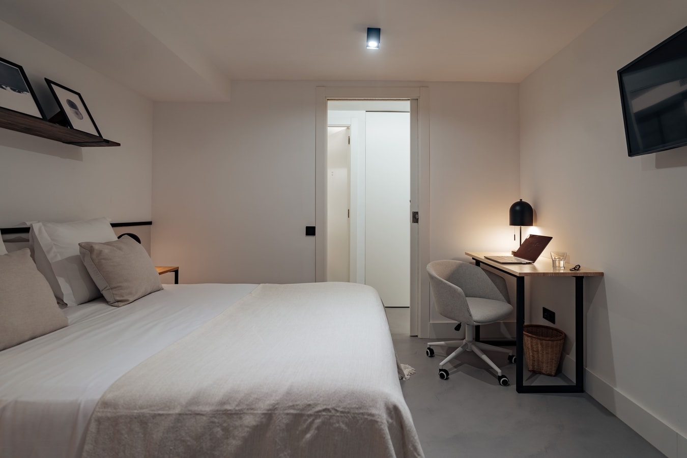 Suite Dama at Casa Molina