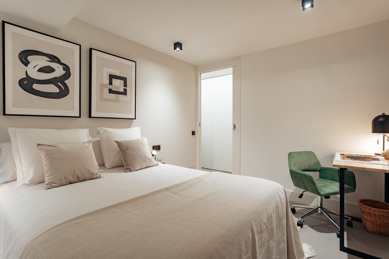 Room Tirso at Casa Molina