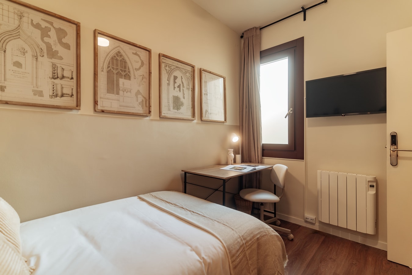 Room Llana at Casa Carmen