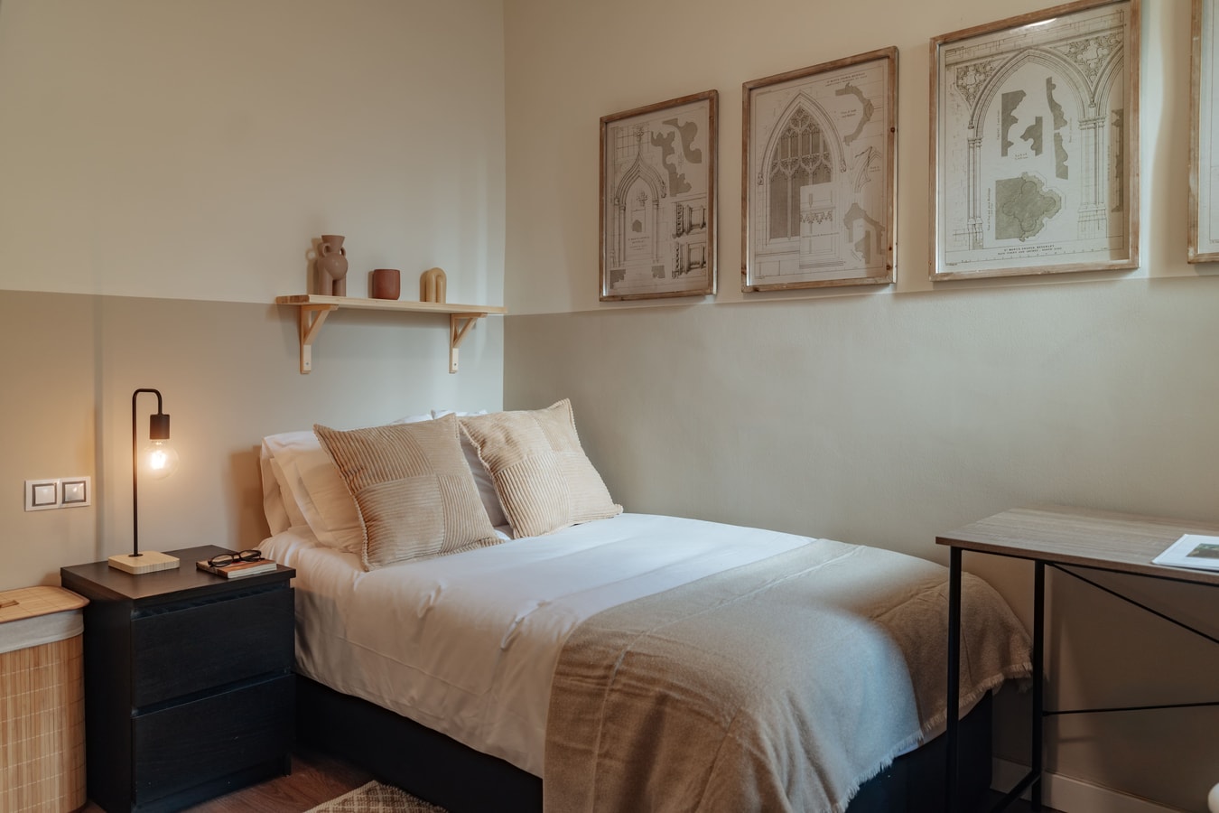 Room Llana at Casa Carmen