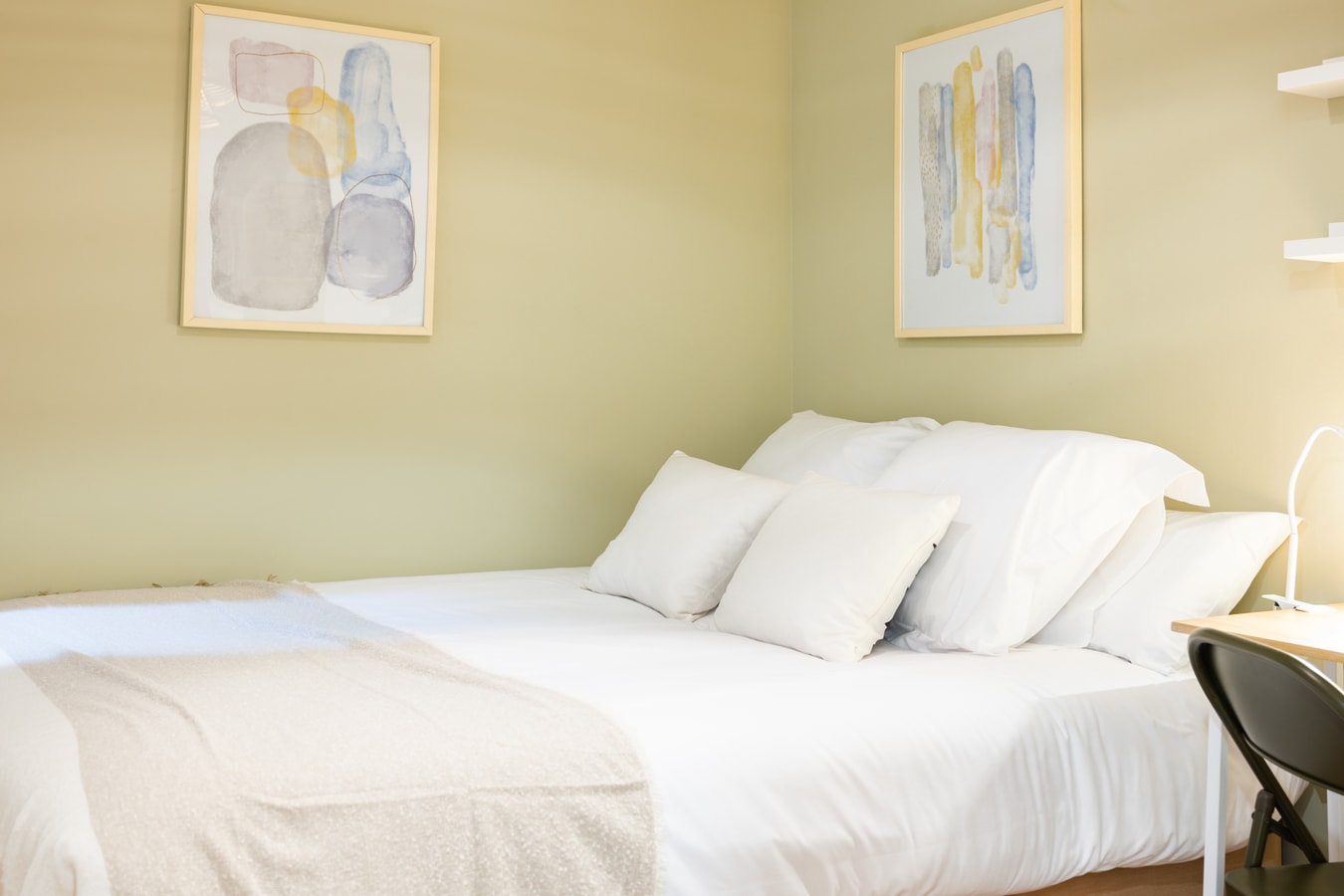 Room Roble at Casa Caoba