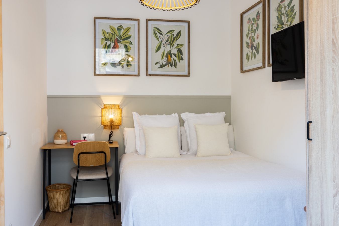 Room Clavel at Casa Malva