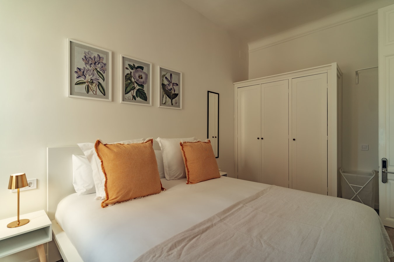 Room Merce at Casa Rodoreda