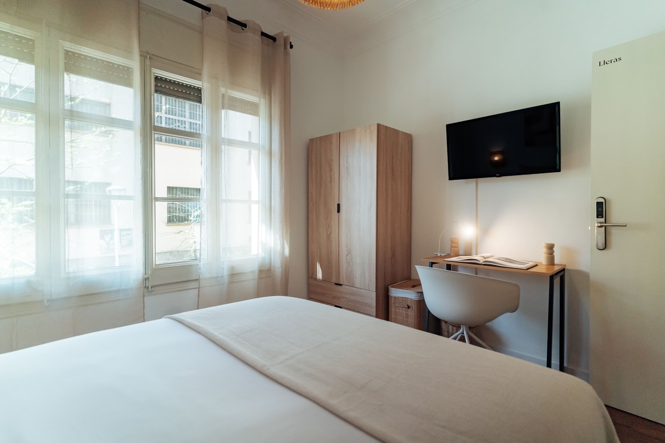 Room Lleras at Casa Botero