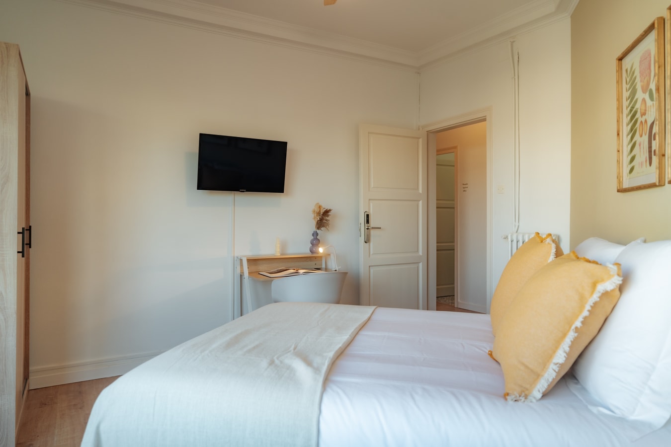 Room Mondo at Casa Bella