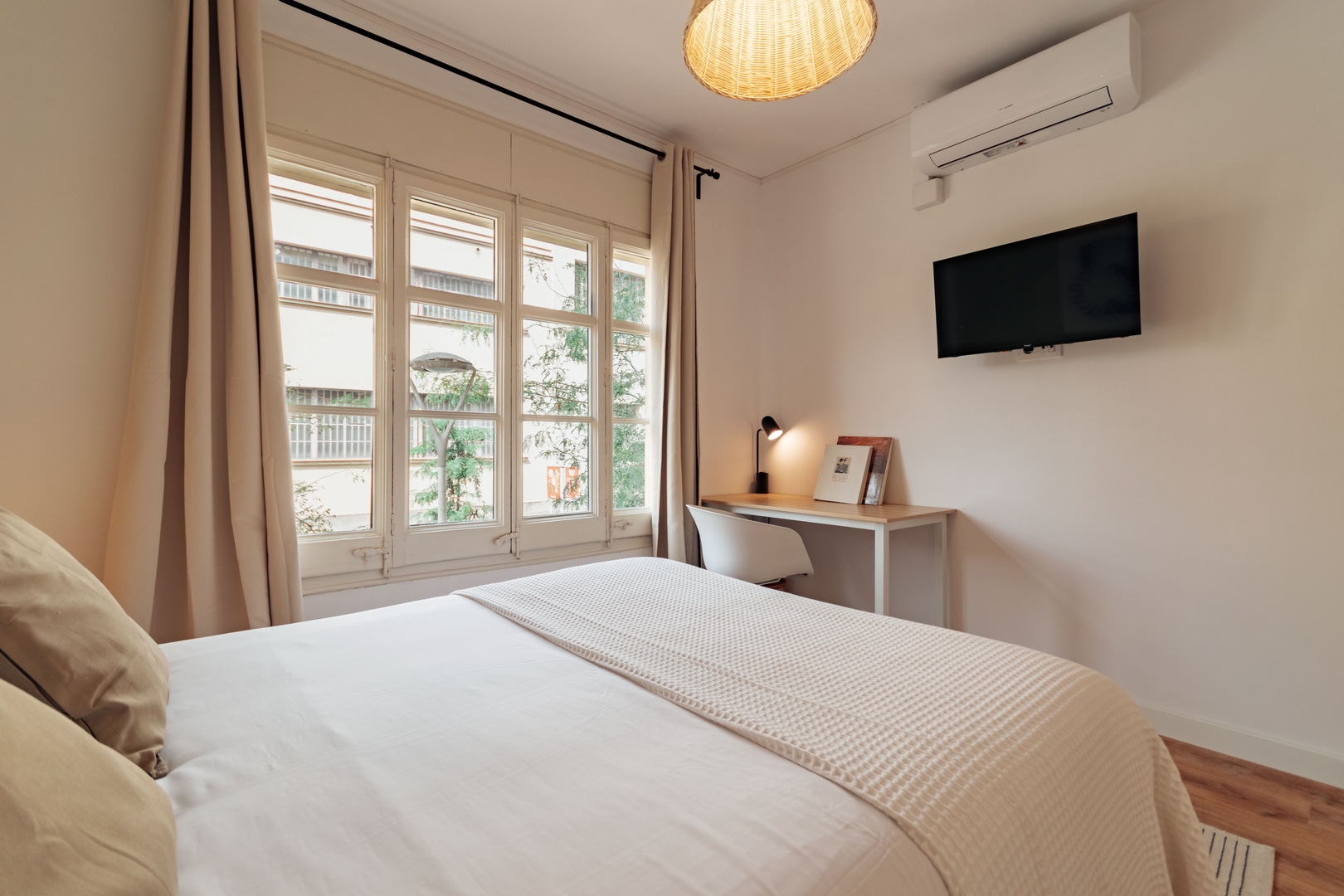 Room Vinyes at Casa Mel