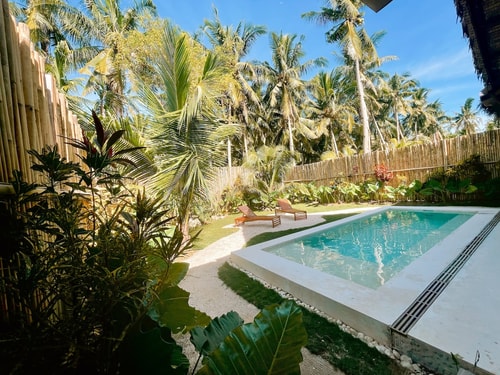 3BR Private Pool & Garden at Seaclub