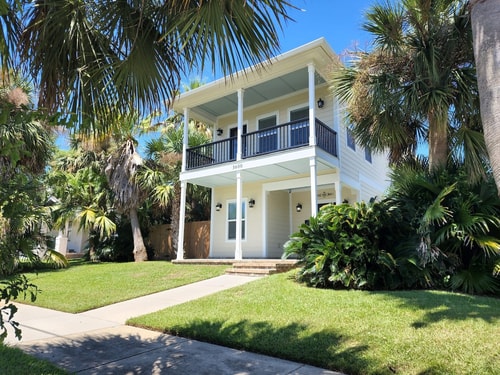 The Sunset House (Now NO Airbnb Fees!)