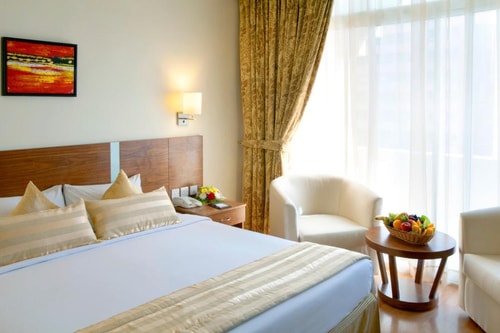 Standard Room Near Baniyas Square Metro Station 0 Exclusive Retreats