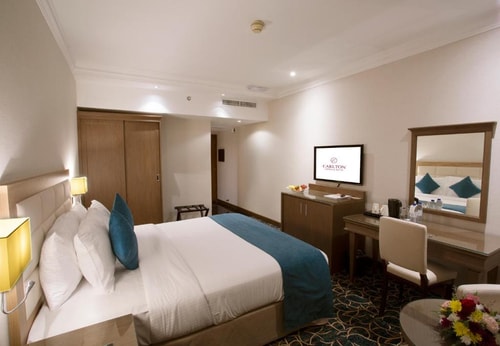 Deluxe Room Near Baniyas Square Metro Station 0 Exclusive Retreats