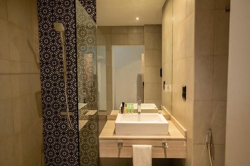 Standard Room Near Jaddaf Metro By ER 2 Exclusive Retreats