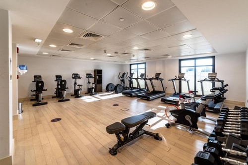 Studio Apartment Near Jaddaf Metro 6 Exclusive Retreats