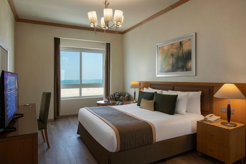 Two Bedroom Apartment Near Sharjah Aquarium By E R Exclusive Retreats