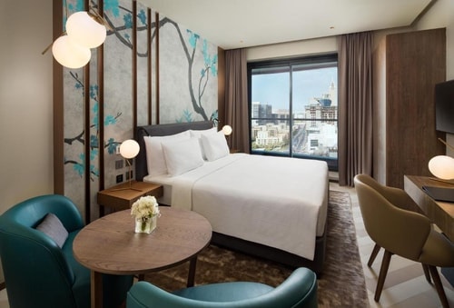 Studio Apartment In Greens With Free Breakfast Exclusive Retreats