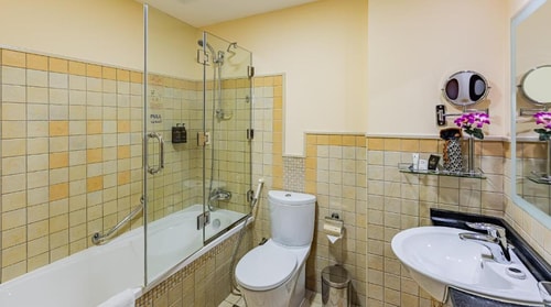 1 Bedroom Suite Near Financial Centre 3 Exclusive Retreats