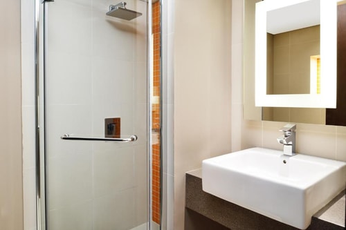 Three Bedroom Apartment Near Mashreq Metro By E R 9 Exclusive Retreats