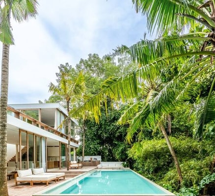 The Residence - Sustainable Luxury Family Getaway in Pererenan