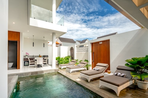 New 2BR Heaven is Seseh | Pool & BBQ, Near Beach
