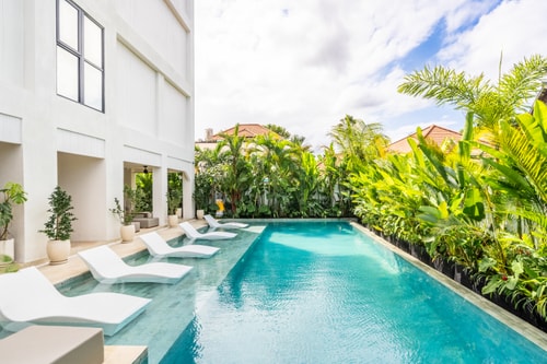 Canggu 1BR Studio | Balcony, Shared Pool & Rooftop