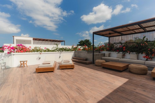 3BR: w/ Sunken living and Plunge Pool Rooftop #2 40 Hombali.com