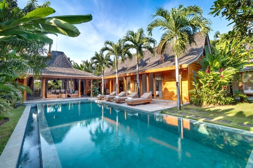 4BR: Modern Concept Villa Near @Seminyak 27 Bali Real Estate