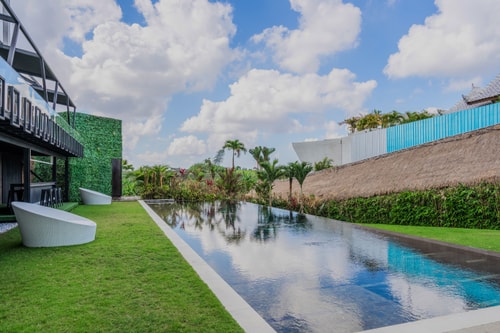 4BR Luxury Designer Villa : Huge Pool & Garden, Paddy View 5 Bali Real Estate