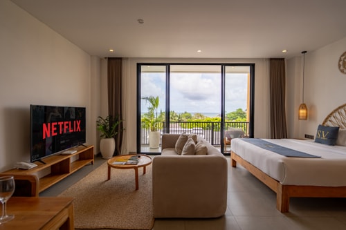 Oceanview 1BR Canggu Stay – Pool & Co-Work Access
