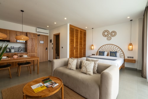 1BR Canggu Suite Apartment | Pool & Co-working Hub