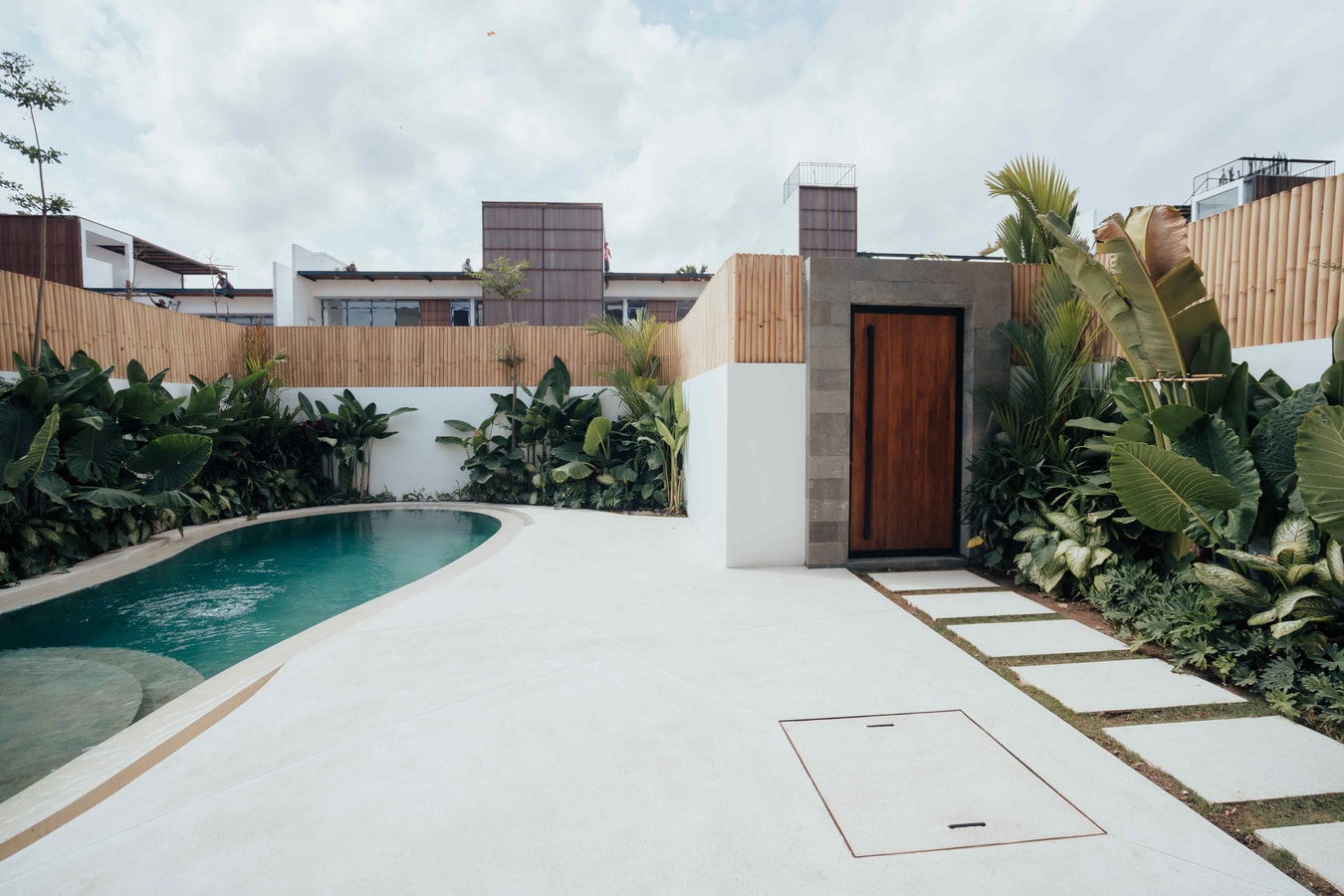 3BR: w/ Rooftop and Plunge Pool @Canggu #1