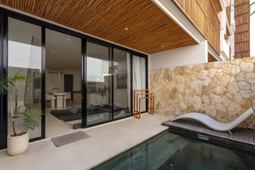 Luxury 1BR Aprt Pererenan | Plunge Pool & Balcony