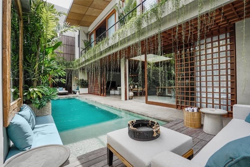 Vinaka: Stylish 5BR Designer Canggu Villa w/ Pool