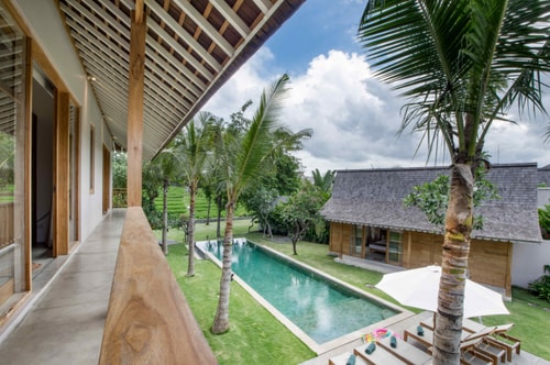 5BR: Spacious Villa for Family Near Seminyak 24 Bali Real Estate