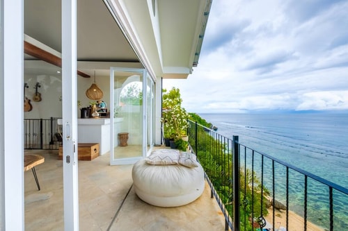 Oceanfront 2BR Villa w/ Balcony @Uluwatu 1 Hombali.com