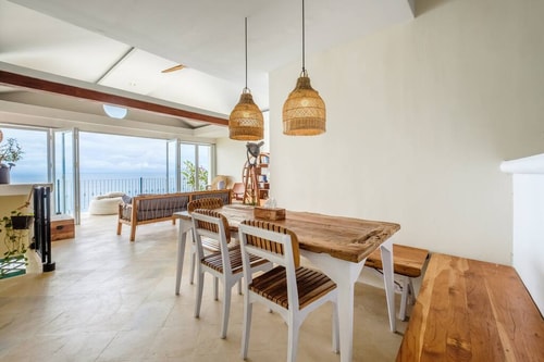 Oceanfront 2BR Villa w/ Balcony @Uluwatu 9 Hombali.com