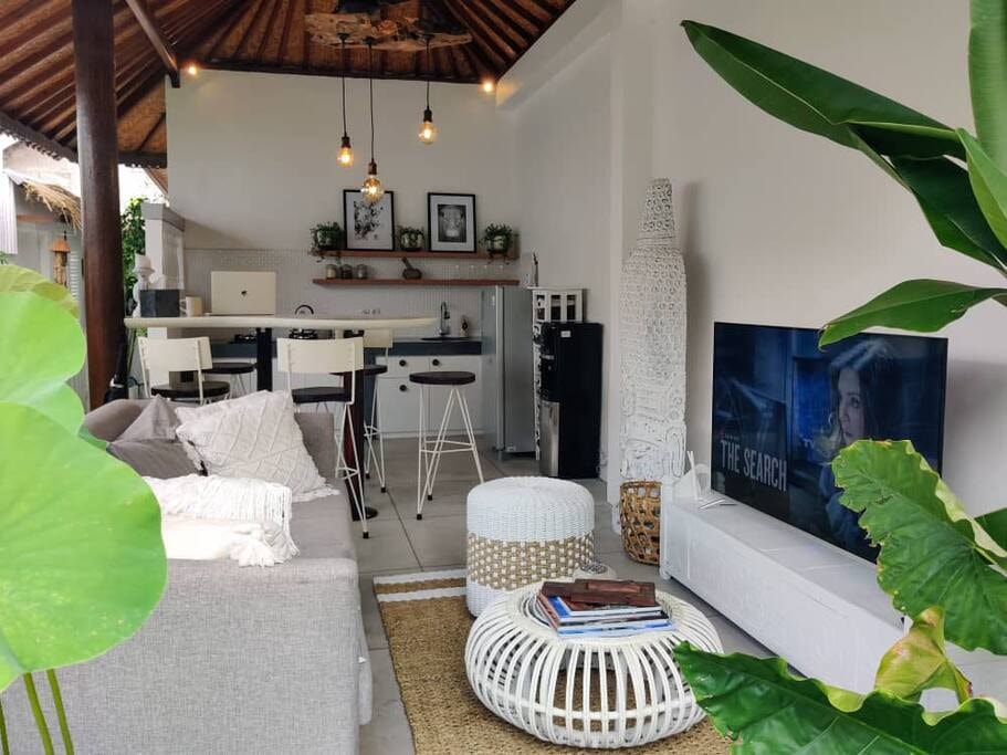 2 Bedroom Chill & Cozy Villa at Berawa ~ Canggu