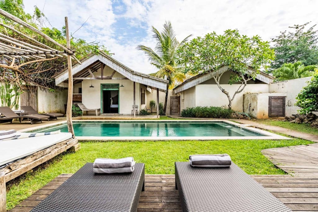 Bingin Rustic Villa with Lofted Kitchen by Hombali